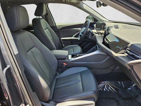 Certified 2025 Audi Q5 Premium w/ Convenience Package AWD/4WD image 27