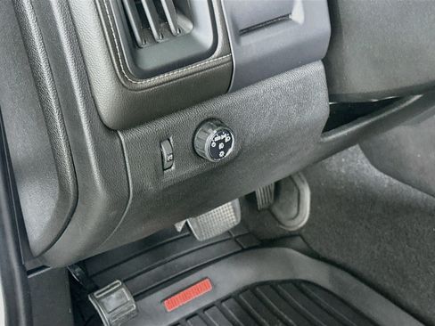 Used 2022 GMC Canyon Elevation RWD image 16