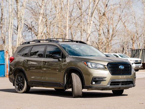 Used 2022 Subaru Ascent Onyx Edition image 11