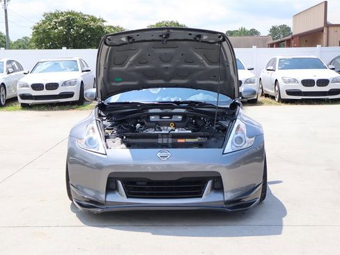 Used 2011 Nissan 370Z Coupe w/ Sport Pkg RWD image 40