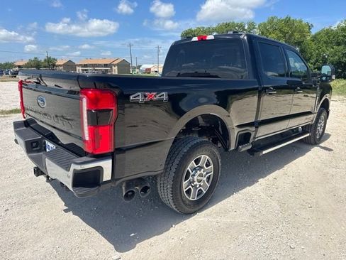 Used 2025 Ford F250 Lariat AWD/4WD image 7