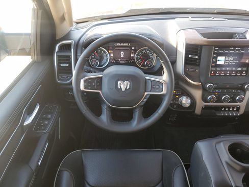 Used 2021 RAM 1500 Laramie AWD/4WD image 18