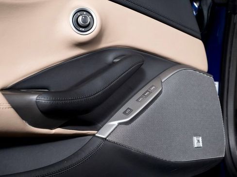 Used 2019 Ferrari Portofino image 56