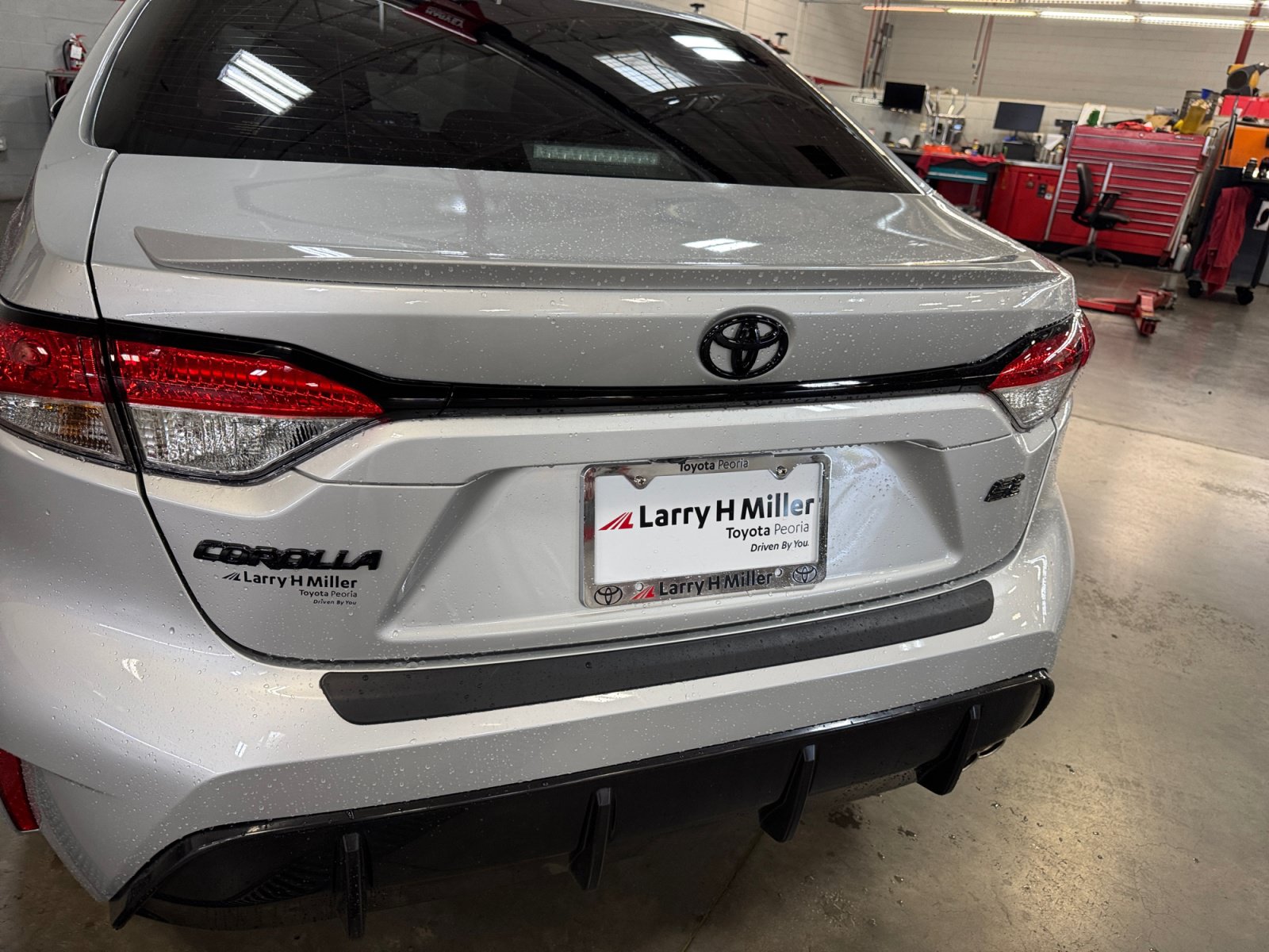 Certified 2026 Toyota Corolla SE w/ SE Package FWD image 25