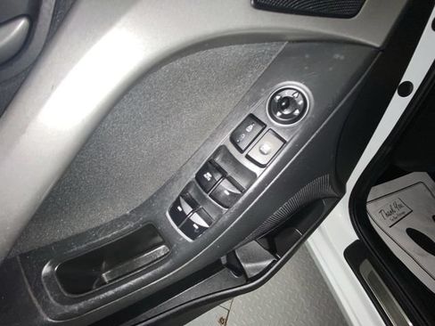 Used 2016 Hyundai Elantra Value Edition FWD image 13