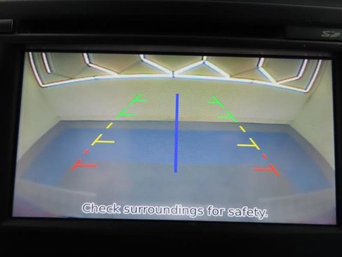 Used 2017 Nissan Titan SV image 26