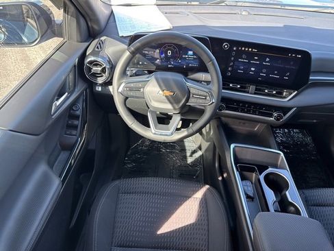 Certified 2025 Chevrolet Equinox LT image 16