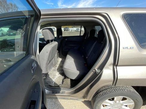 Used 2012 GMC Terrain SLE image 23