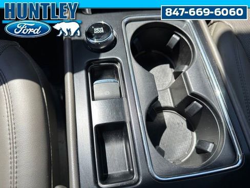 Used 2023 Lincoln Corsair Reserve w/ Equipment Group 201A AWD/4WD image 30