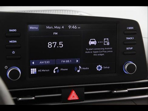 Certified 2024 Hyundai Elantra SE FWD image 10