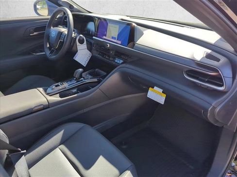 New 2026 Toyota Crown Platinum image 27