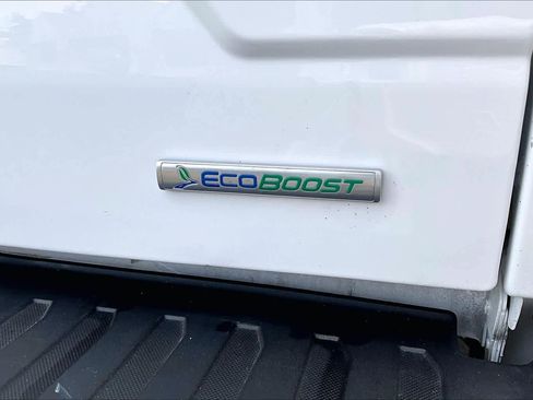 Used 2019 Ford F150 XLT w/ Max Trailer Tow Package image 9