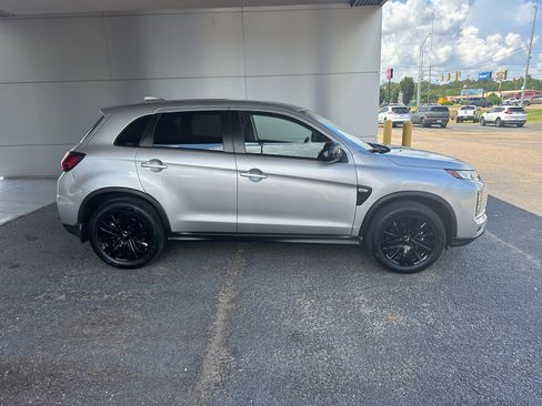 Used 2024 Mitsubishi Outlander Sport LE image 5