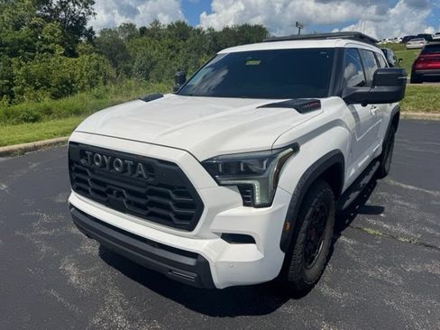 Used 2024 Toyota Sequoia TRD Pro AWD/4WD image 7