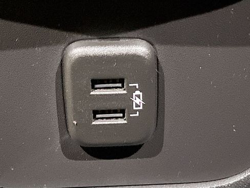 Used 2024 Chevrolet Equinox RS image 24