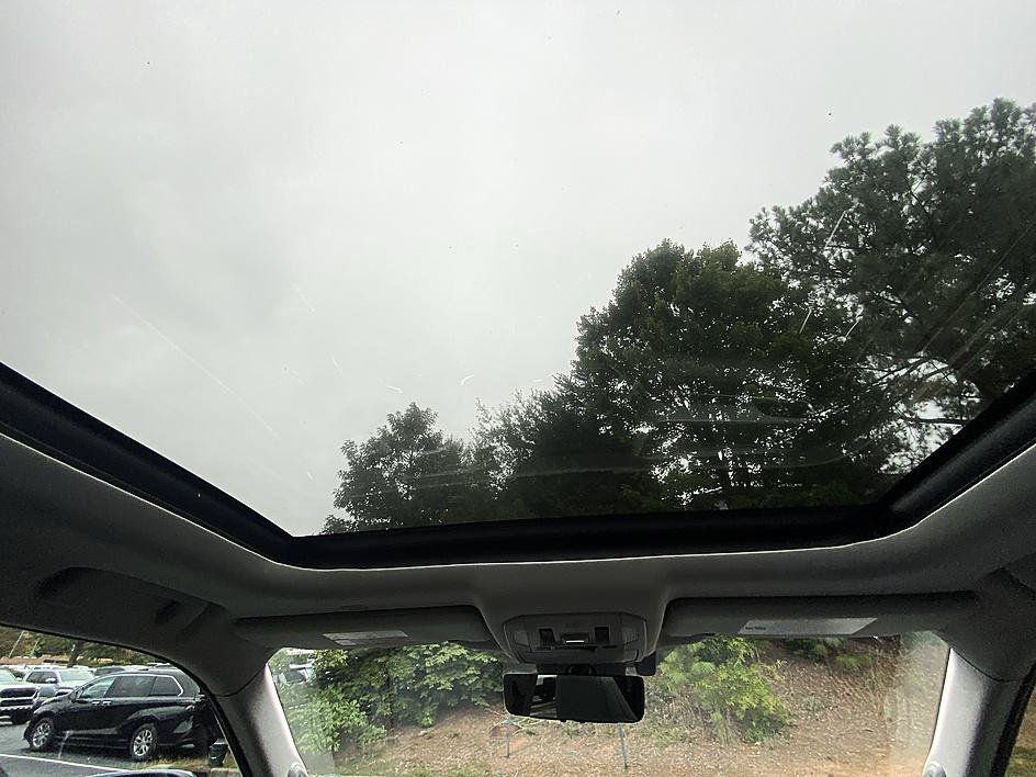 Certified 2021 Toyota Highlander Platinum AWD/4WD image 35