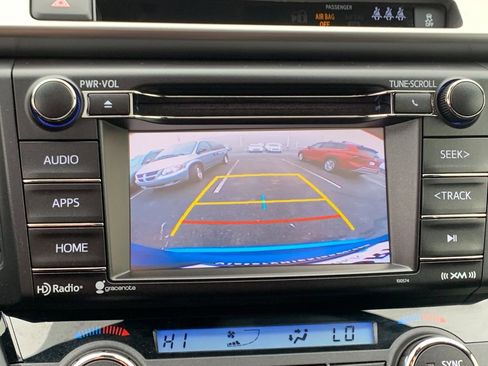 Used 2017 Toyota RAV4 XLE image 21