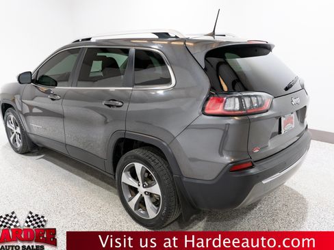 Used 2019 Jeep Cherokee Limited FWD image 3
