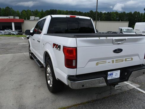 Used 2018 Ford F150 Lariat w/ Equipment Group 502A Luxury AWD/4WD image 8