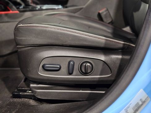 Used 2023 Chevrolet TrailBlazer RS image 22