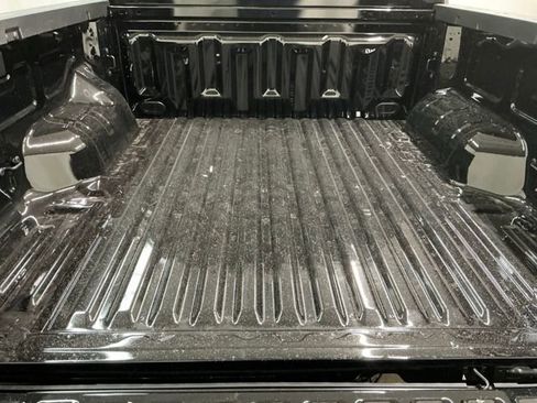 New 2025 Ford Ranger XLT image 17