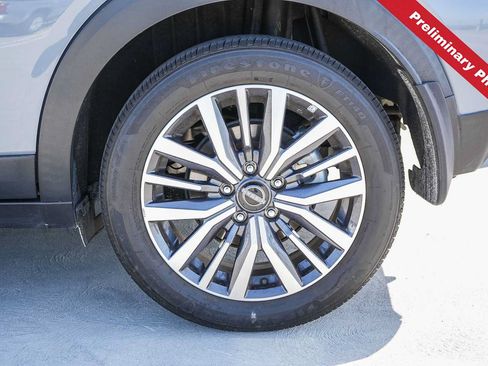 Used 2024 Nissan Kicks SV FWD image 11