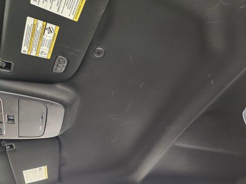 Used 2023 Ford F150 Lariat image 27