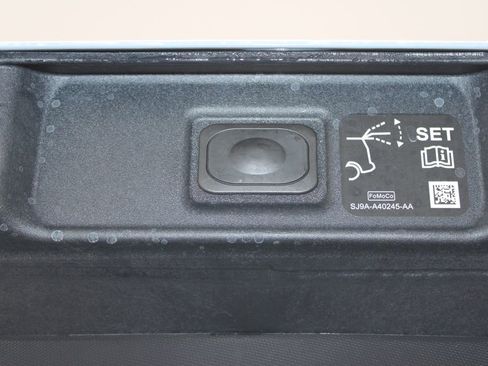 New 2025 Ford Mustang Mach-E Premium image 18