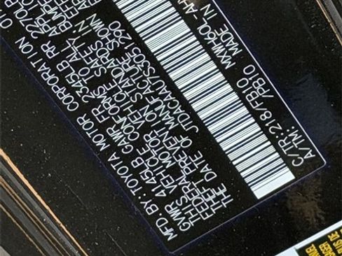 Used 2025 Toyota Prius LE image 10