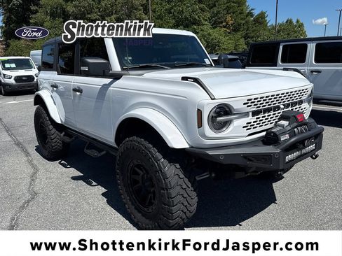 Used 2023 Ford Bronco Badlands w/ Sasquatch Package AWD/4WD image 1