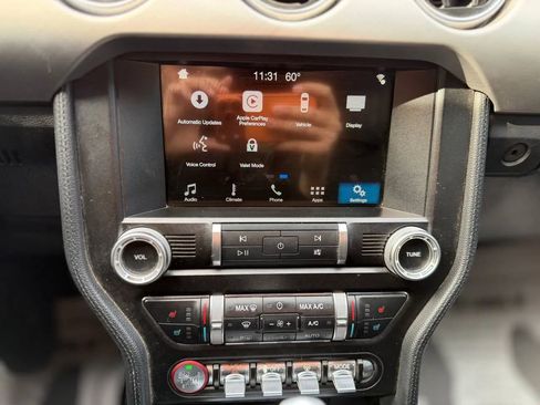 Used 2019 Ford Mustang Premium image 33