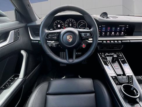 Certified 2026 Porsche 911 Carrera RWD image 15