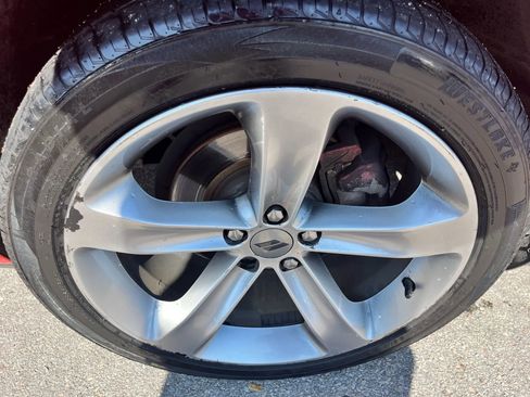 Used 2016 Dodge Challenger SXT image 22