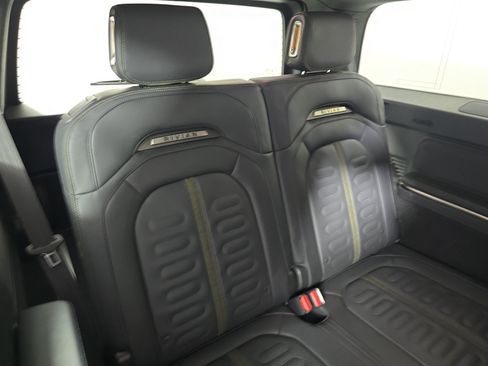 Used 2023 Rivian R1S Adventure AWD/4WD image 25