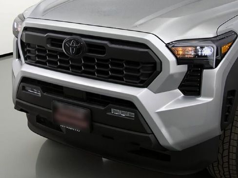 New 2026 Toyota Tacoma TRD Off-Road image 7