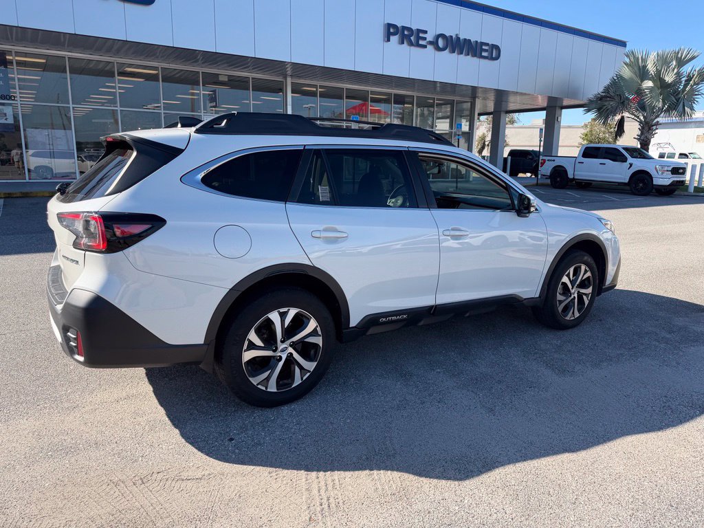 Used 2022 Subaru Outback Limited w/ Popular Package #2 AWD/4WD image 3