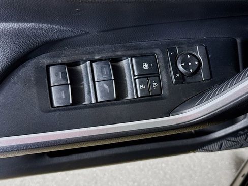 Certified 2025 Toyota RAV4 XLE w/ Convenience Package image 18