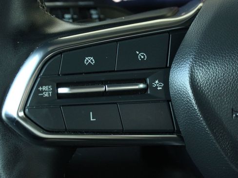 Used 2024 Chevrolet Traverse LT w/ LPO, Floor Liner Package AWD/4WD image 34