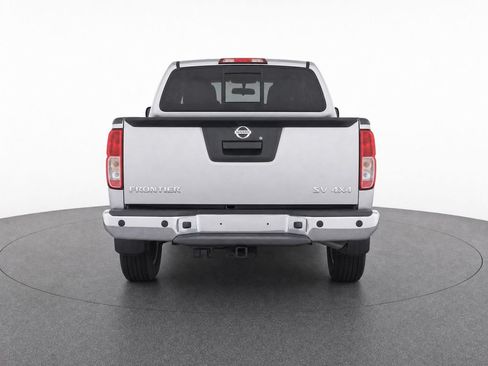 Used 2016 Nissan Frontier SV w/ SV Value Truck Package AWD/4WD image 10