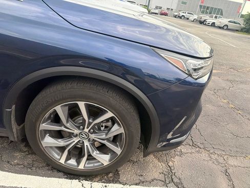 Certified 2024 Acura MDX SH-AWD w/ Technology Package image 4