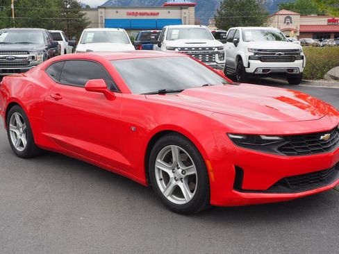Used 2023 Chevrolet Camaro LT RWD image 3