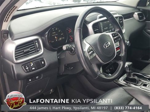 Used 2020 Kia Sorento EX image 10