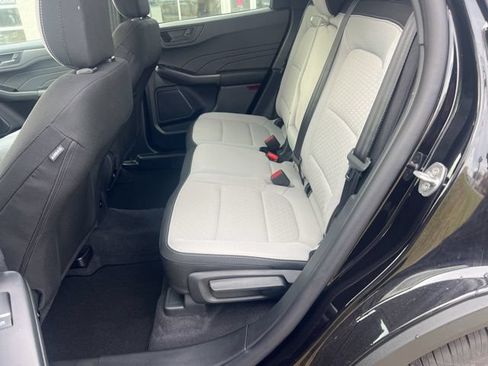 New 2026 Ford Escape Active w/ Cold Weather Package AWD/4WD image 17
