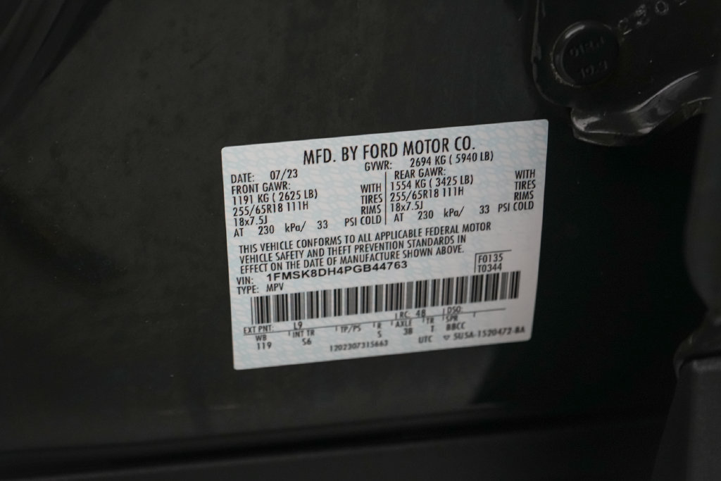 Certified 2023 Ford Explorer XLT w/ Equipment Group 202A AWD/4WD image 25