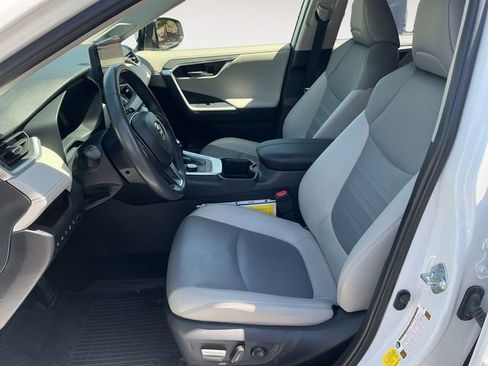 Used 2024 Toyota RAV4 Limited w/ Advanced Technology Package AWD/4WD image 9
