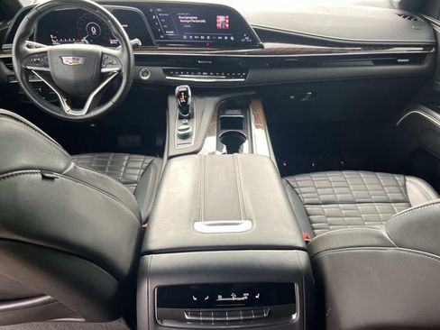 Used 2022 Cadillac Escalade ESV Premium Luxury Platinum AWD/4WD image 12
