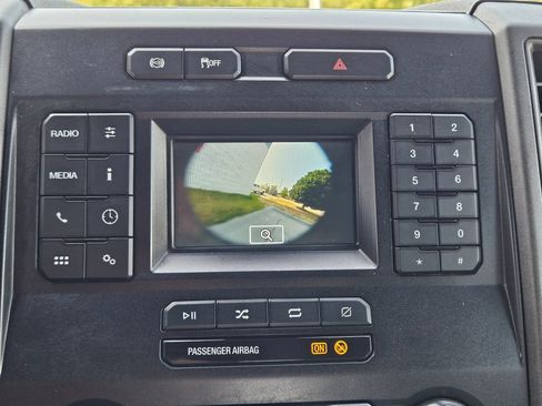 Used 2022 Ford F250 XL w/ Power Equipment Group AWD/4WD image 31