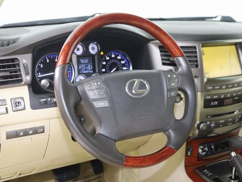 Used 2010 Lexus LX 570 4WD w/ Preferred Accessory Package image 6