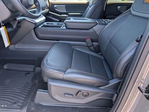 New 2026 Ford Expedition Tremor image 10