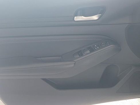 Used 2020 Nissan Altima 2.5 S image 9